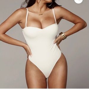 NWT JLUXLABEL bodysuit